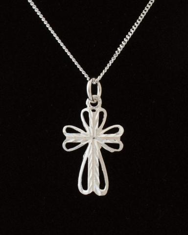 ENGRAVE_CROSS_NECKLACE.jpg